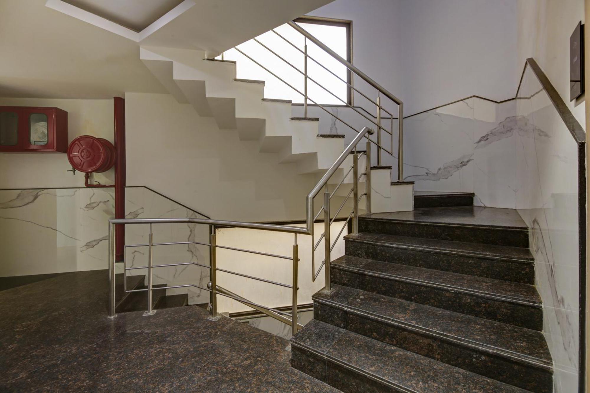 Hotel Delhi 37 By Star Group Near Delhi Airport New Delhi
