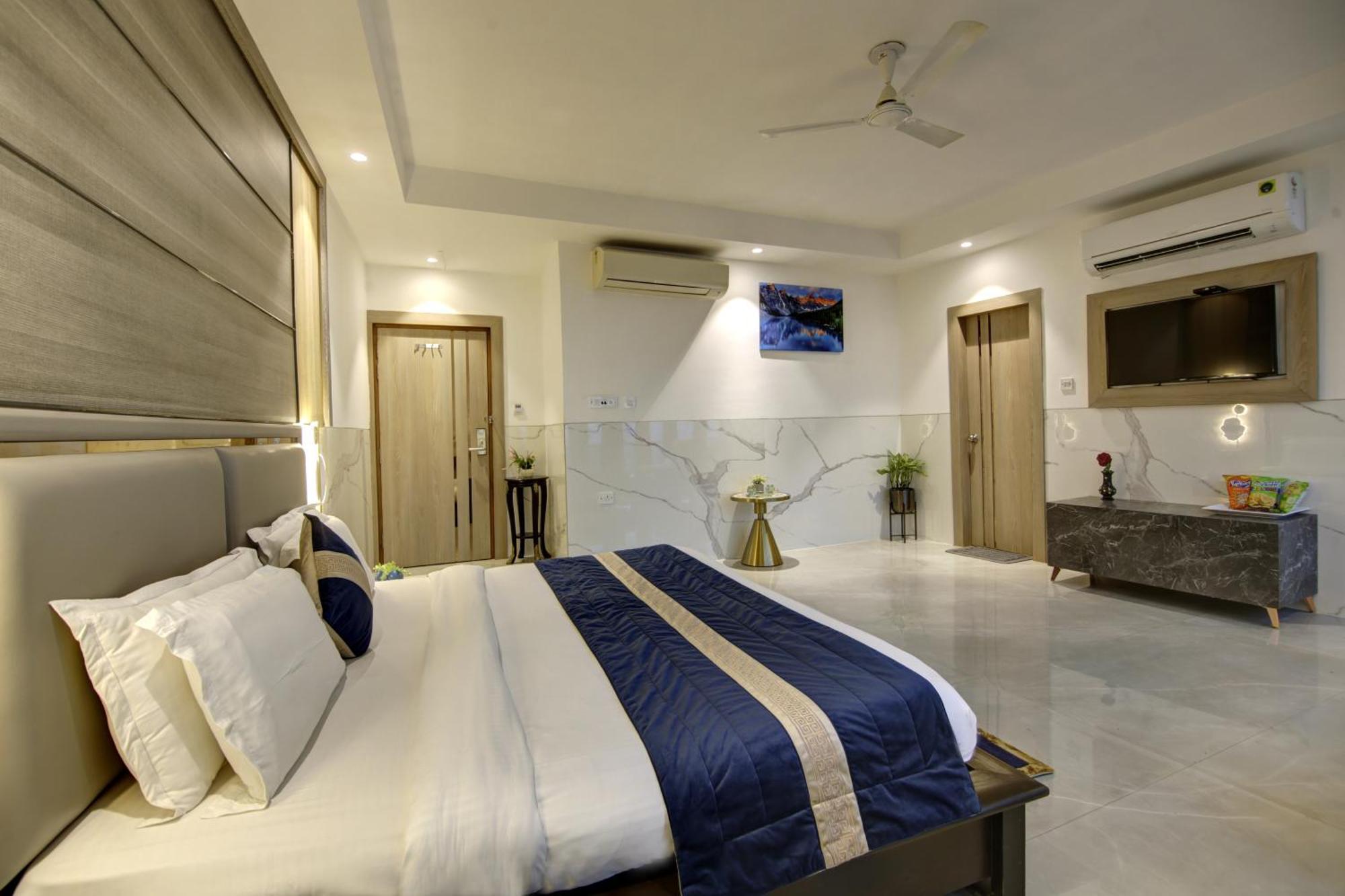 Delhi 37 By Star Group Near Delhi Airport Hotel New Delhi